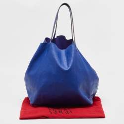 مملوكة مسبقًا CH Carolina Herrera Blue Monogram Embossed Leather Large Matryoshka Tote