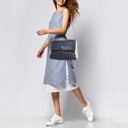 Pre Owned Carolina Herrera Navy Blue/White Leather Minuetto Top Handle Bag