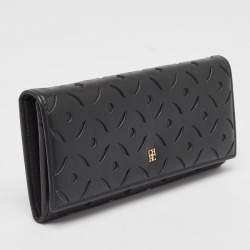 Pre Owned CH Carolina Herrera Black Leather Laser Cut Continental Wallet