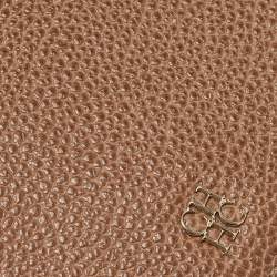 Pre Owned CH Carolina Herrera Beige Leather Long Bifold Wallet