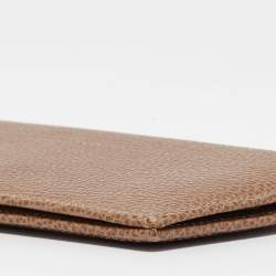 Pre Owned CH Carolina Herrera Beige Leather Long Bifold Wallet