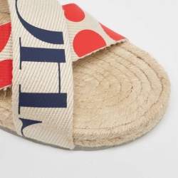 مملوكة مسبقًا CH Carolina Herrera Tricolor Canvas Crisscross Espadrille Slides Size 39