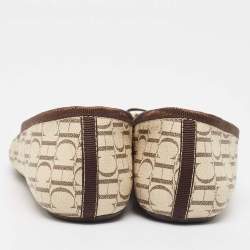Pre Owned CH Carolina Herrera Cream/Brown Monogram Canvas Bow Ballet Flats Size 38
