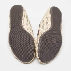 Pre Owned CH Carolina Herrera Cream/Brown Monogram Canvas Bow Ballet Flats Size 38