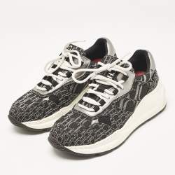 Pre Owned CH Carolina Herrera Black/Silver Canvas Low Top Sneakers Size 39