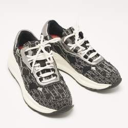 Pre Owned CH Carolina Herrera Black/Silver Canvas Low Top Sneakers Size 39