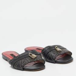 Pre Owned CH Carolina Herrera Black Leather Flat Slides Size 40