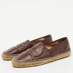 CH Carolina Herrera Burgundy Leather Initials Insignia Espadrille Flats Size 38