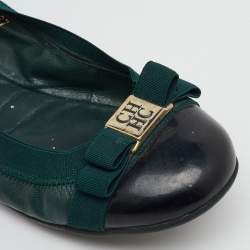 CH Carolina Herrera Green/Black Patent and Leather Bow Ballet Flats Size 37