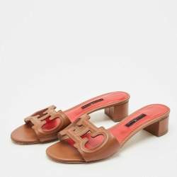 Pre Owned CH Carolina Herrera Brown Leather Initials Insignia Slide Sandals Size 39