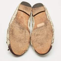 Pre Owned CH Carolina Herrera Cream/Brown Monogram Canvas Bow Ballet Flats Size 36