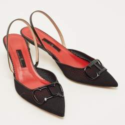 مملوكة مسبقًا CH Carolina Herrera Initials Insignia Size 37 Black Mesh and Leather Slingback Pumps