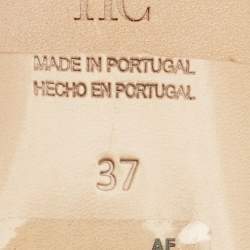 مملوكة مسبقًا CH Carolina Herrera Initials Insignia Size 37 Black Mesh and Leather Slingback Pumps