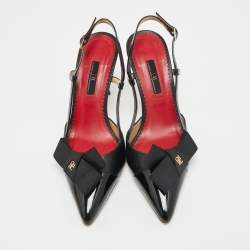 مملوكة مسبقًا صندل سي إتش كارولينا هيريرا جلد أسود لامع مع فيونكة بفتحة كعب مقدمة مدببة مقاس 38