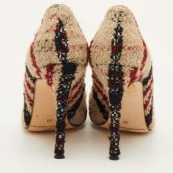مملوكة مسبقًا CH Carolina Herrera Size 40 Multicolor Check Tweed Pointed Toe Pumps