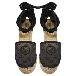 مملوكة مسبقًا Carolina Herrera Black Mesh and Fabric Ankle Wrap Espadrille Sandals Size 40