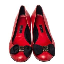 Pre Owned حذاء بالرينا سي أتش كارولينا هيريرا فيونكة جلد أسود/ أحمر مقاس 41