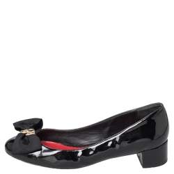 CH Carolina Herrera Black Patent Leather Bow Block Heel Pumps Size 39