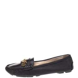 Pre Owned CH Carolina Herrera Black Leather Logo Charm Detail Slip On Loafers Size 41