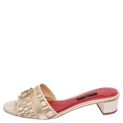 Pre Owned CH Carolina Herrera Beige Monogram Leather Traveller Locked Slide Sandals Size 39