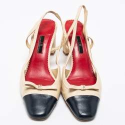 Pre Owned حذاء كعب عالي سي أتش كارلينا هيريرا جلد أزرق كحلي/بيج مزين فيونكة مقدمة مربعة فتحة كعب مقاس 40