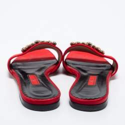 مملوكة مسبقًا CH Carolina Herrera Red Satin Crystal Embellished Slide Flats Size 38