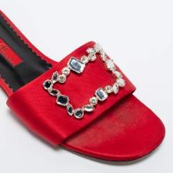مملوكة مسبقًا CH Carolina Herrera Red Satin Crystal Embellished Slide Flats Size 38