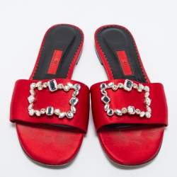 مملوكة مسبقًا CH Carolina Herrera Red Satin Crystal Embellished Slide Flats Size 38