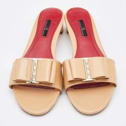 Pre Owned CH Carolina Herrera Beige Patent Leather Bow Slide Sandals Size 39