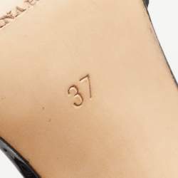 Pre Owned CH Carolina Herrera Black Leather and Suede T Strap Pumps Size 37 