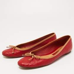 Pre Owned CH Carolina Herrera Two Tone Leather Bow Ballet Flats Size 37