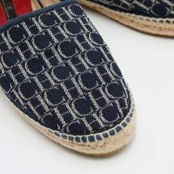 مملوكة مسبقًا CH Carolina Herrera Blue Monogram Canvas Espadrille Flats Size 39