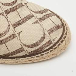 Pre Owned CH Carolina Herrera Brown/Beige Canvas Espadrille Flats Size 38