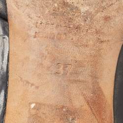 Pre Owned  CH Carolina Herrera Black Leather and Patent Slides Size 37