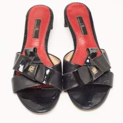 Pre Owned  CH Carolina Herrera Black Leather and Patent Slides Size 37