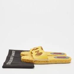 Pre Owned CH Carolina Herrera Yellow Leather Initials Insignia Cut Out Espadrille Flat Slides Size 38