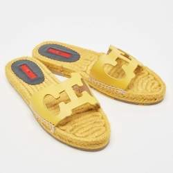 Pre Owned CH Carolina Herrera Yellow Leather Initials Insignia Cut Out Espadrille Flat Slides Size 38