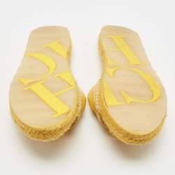 Pre Owned CH Carolina Herrera Yellow Leather Initials Insignia Cut Out Espadrille Flat Slides Size 38