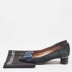 مملوكة مسبقًا CH Carolina Herrera Navy Blue Suede Bow Pumps Size 37