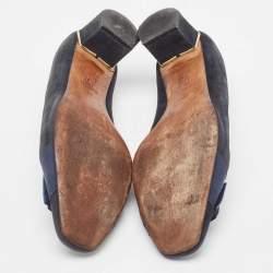 مملوكة مسبقًا CH Carolina Herrera Navy Blue Suede Bow Pumps Size 37