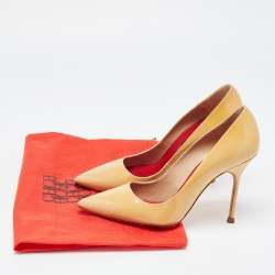 CH Carolina Herrera Beige Patent Leather Pointed Toe Pumps Size 38