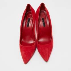 Pre Owned CH Carolina Herrera Red Suede Pointed Toe Pumps Size 41