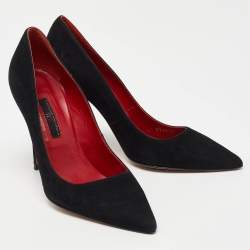 Pre Owned CH Carolina Herrera Black Suede Pointed Toe Pumps Size 36