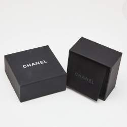 مملوكة مسبقًا Chanel CC Shooting Star Resin Crystal Silver Tone Dangle Earrings
