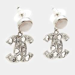 Pre Owned Chanel CC Crystals Faux Pearl Quartz Silver Tone Earrings
