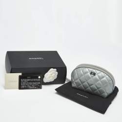 Pre Owned Chanel Silver Quilted Leather Reissue Cosmetic Pouch