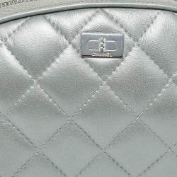 Pre Owned Chanel Silver Quilted Leather Reissue Cosmetic Pouch
