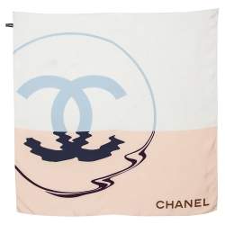 مملوكة مسبقًا Chanel  Multicolor CC Printed Silk Square Scarf