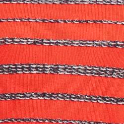 مملوكة مسبقًا سويتر شانيل كشمير لوركس أحمر بخطوط وزرار بالخلف مقاس ميديوم (متوسط)