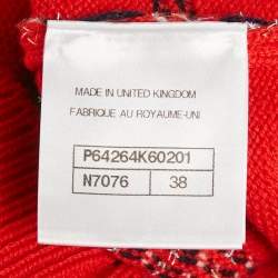 مملوكة مسبقًا سويتر شانيل كشمير لوركس أحمر بخطوط وزرار بالخلف مقاس ميديوم (متوسط)